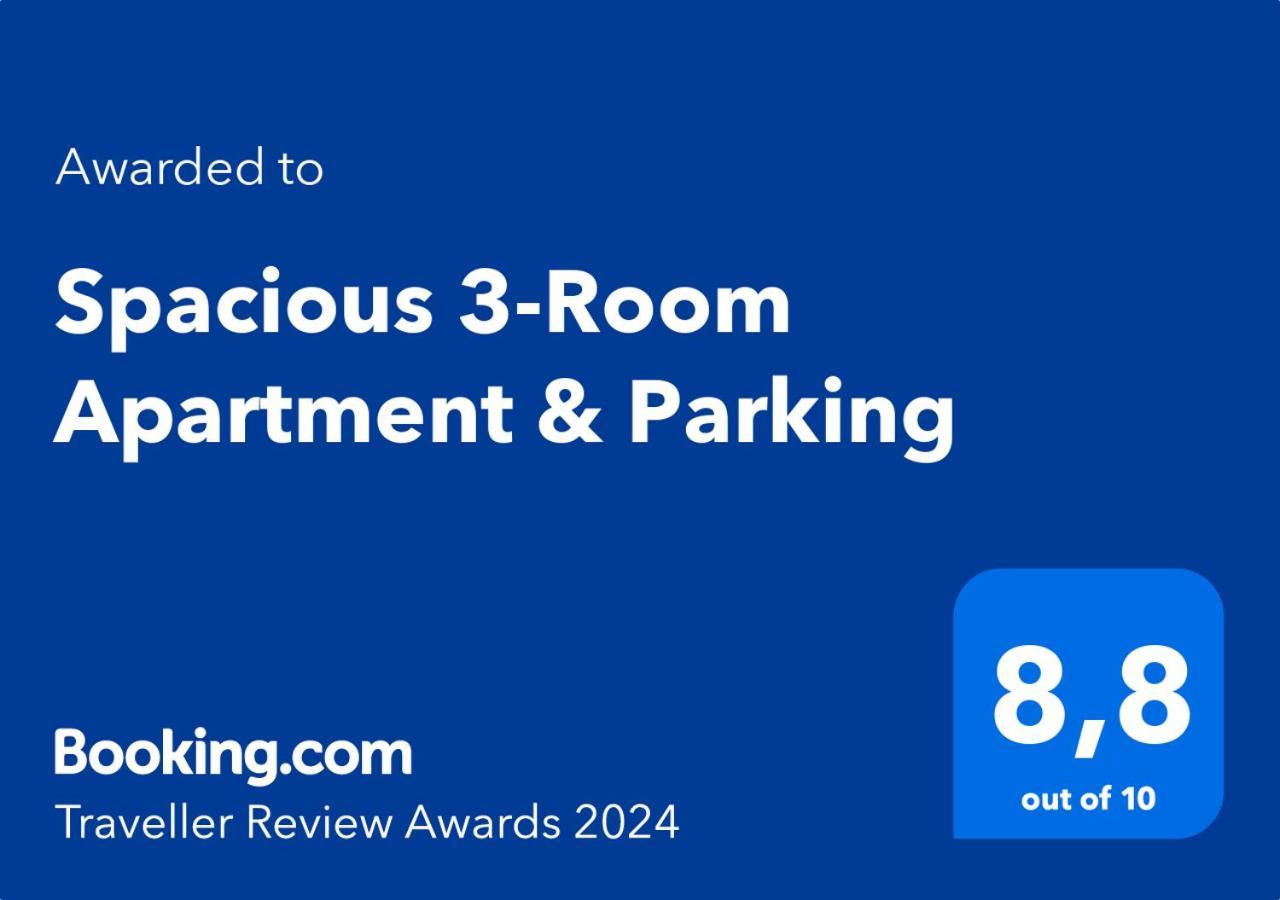 Spacious 3-Room Apartment & Parking Riga Esterno foto